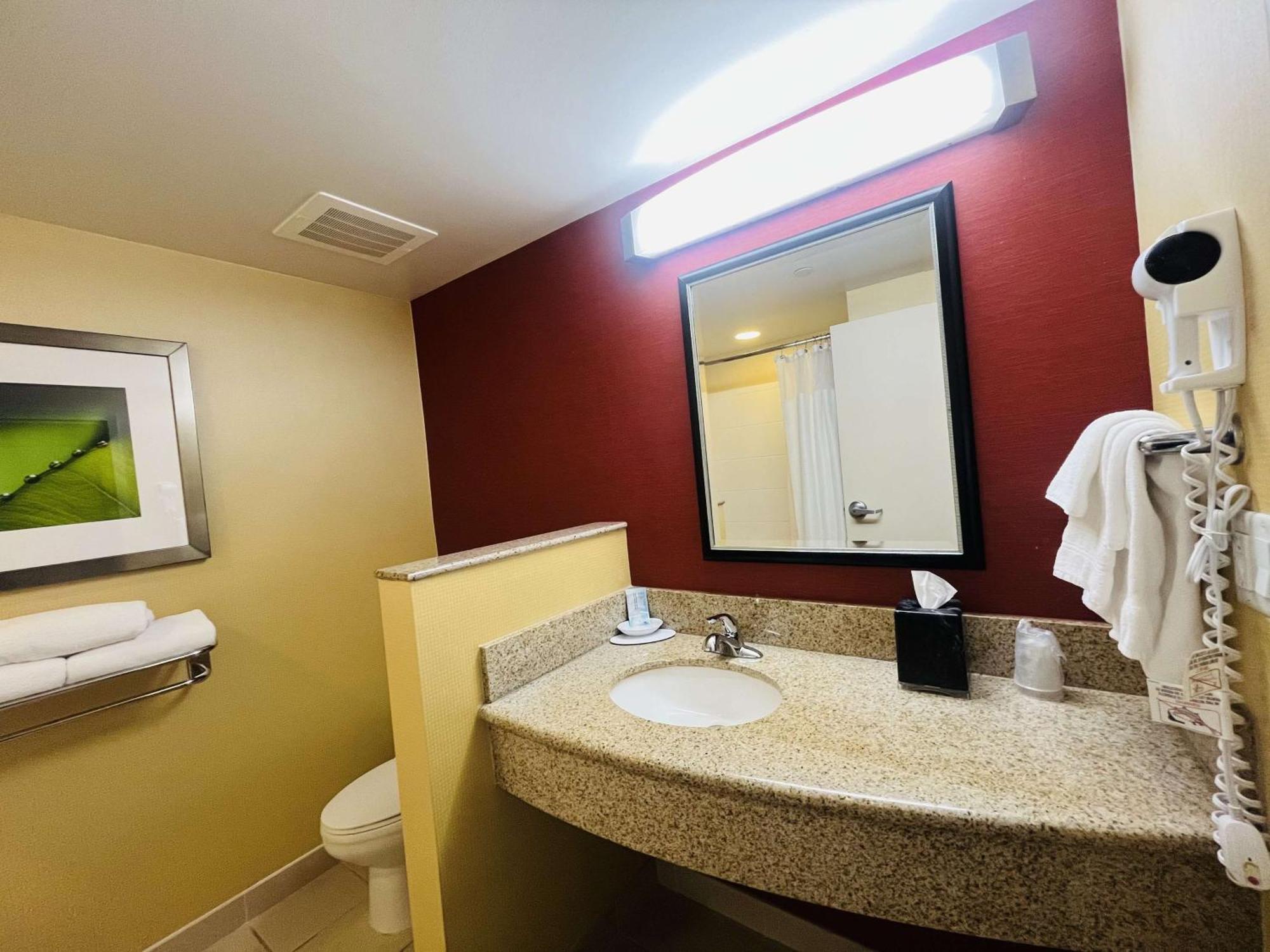 Sonesta Essential Junction City Exterior photo